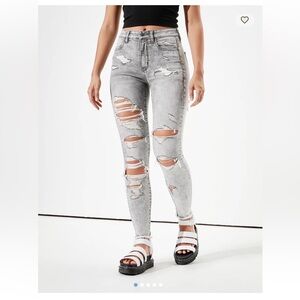 American Eagle Next Level Super High Waisted Jegging